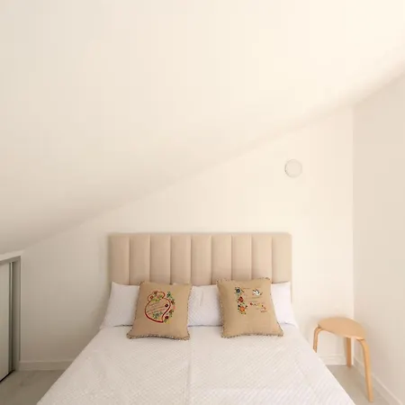 Sun House - Local -