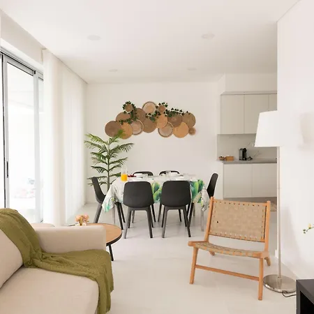 Sun House - Local - *