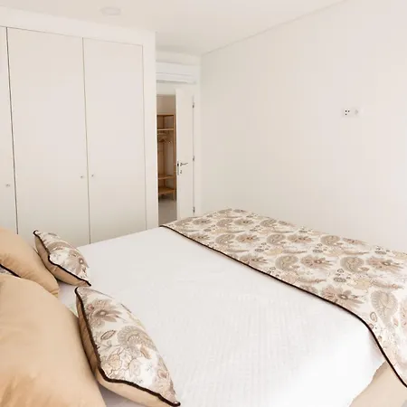 Sun House - Local -